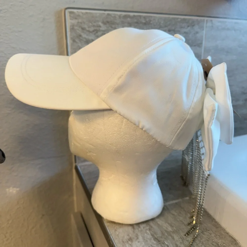 Twig & Arrow bride white